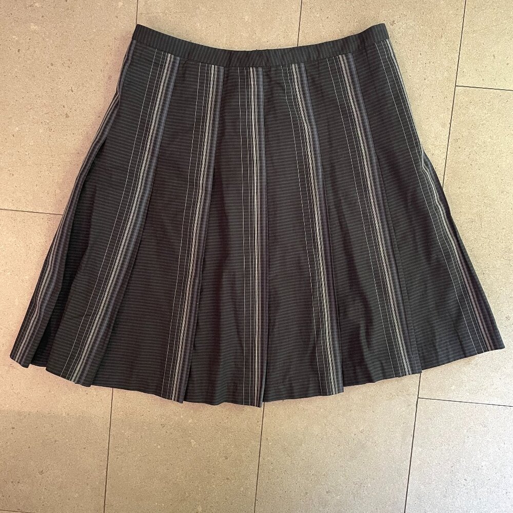 Vince Pleated Cotton Short Skirt-Black/Blue-Size 4